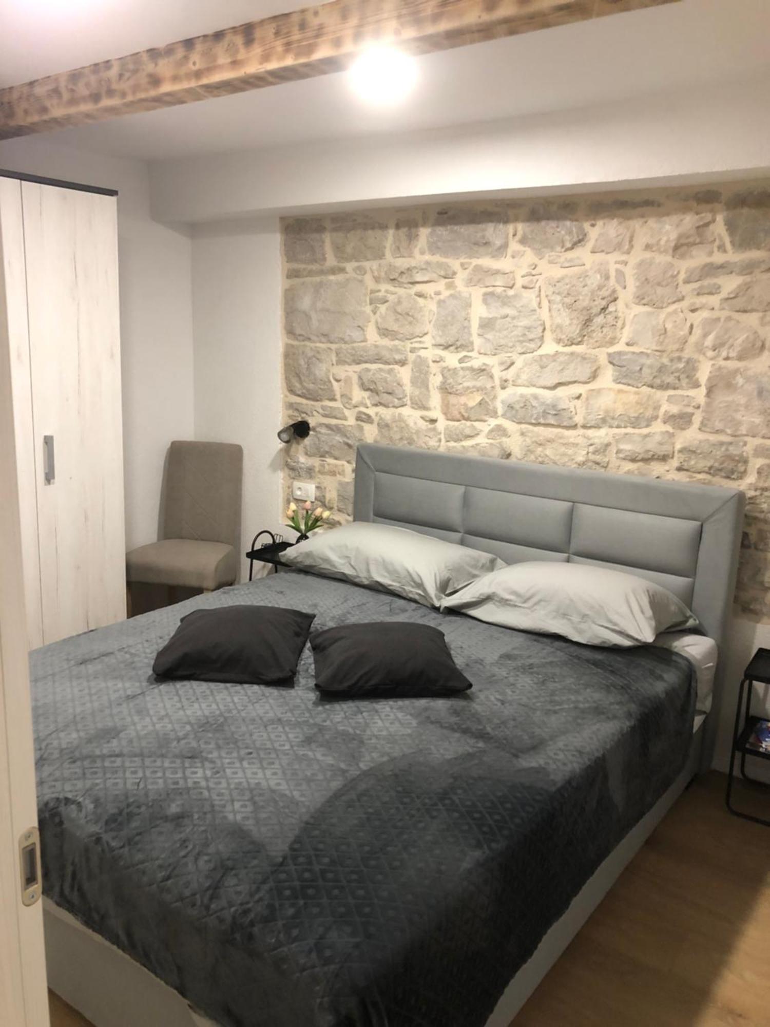 Apartman Blue Moon Split- Free Parking Bagian luar foto
