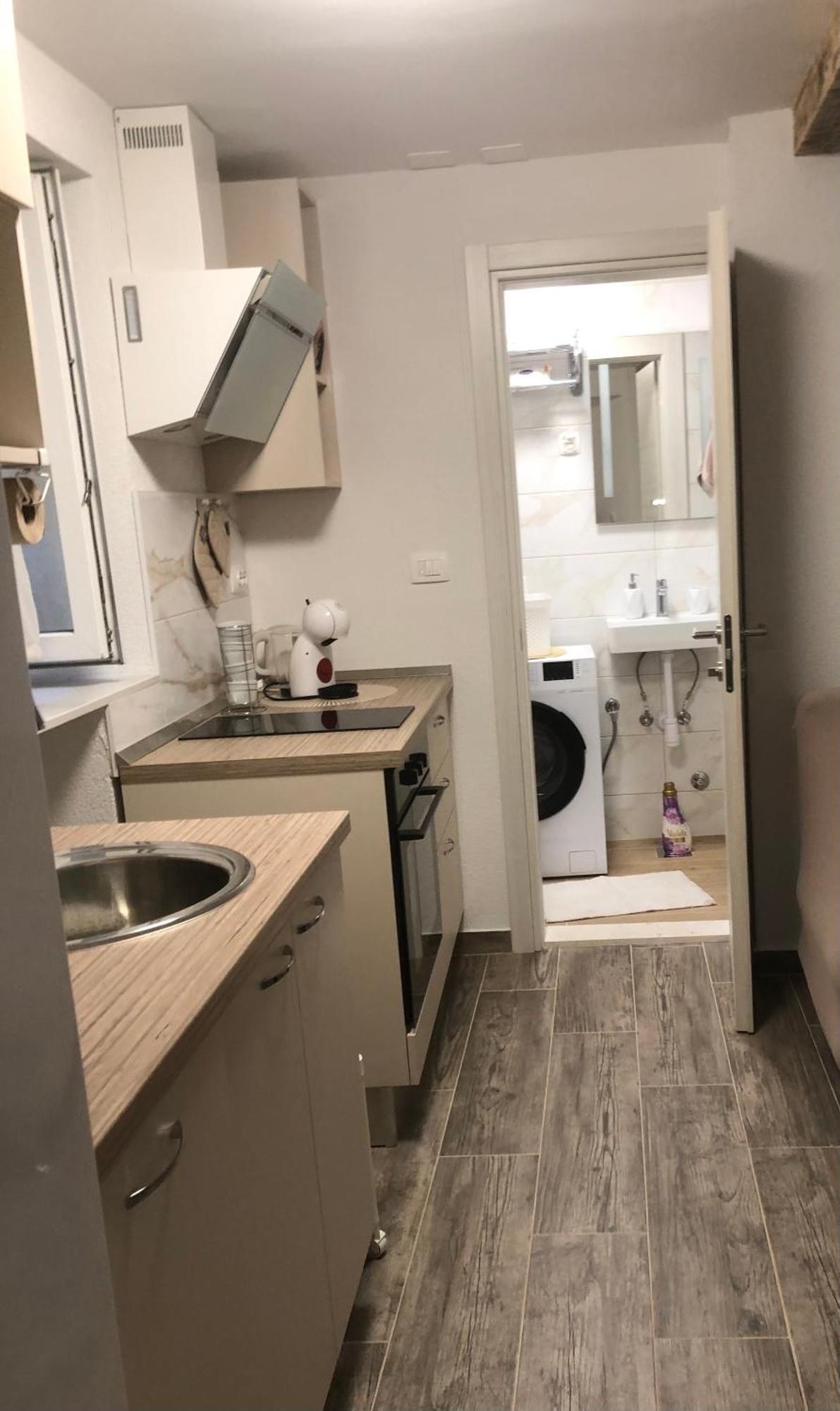 Apartman Blue Moon Split- Free Parking Bagian luar foto
