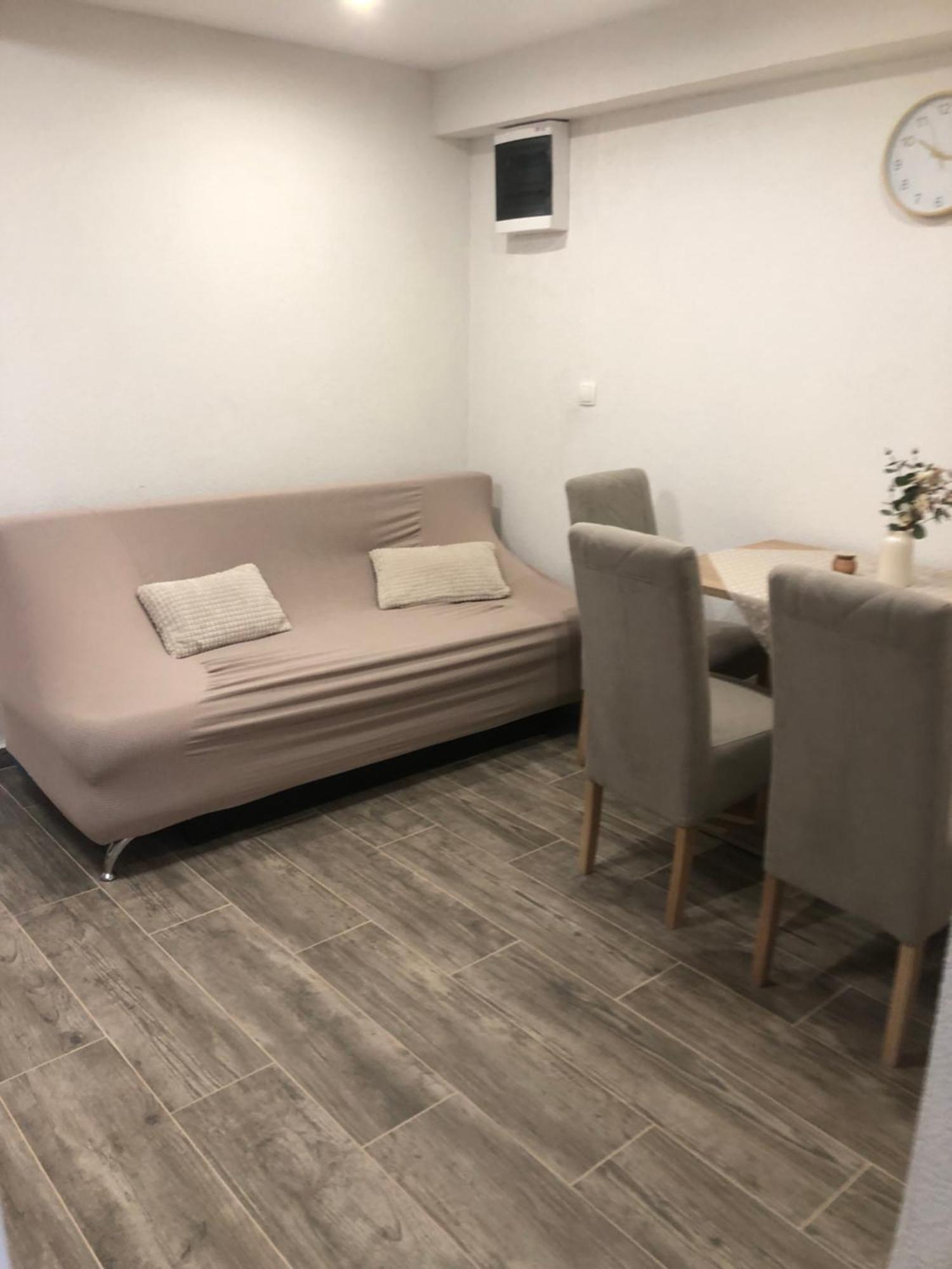 Apartman Blue Moon Split- Free Parking Bagian luar foto